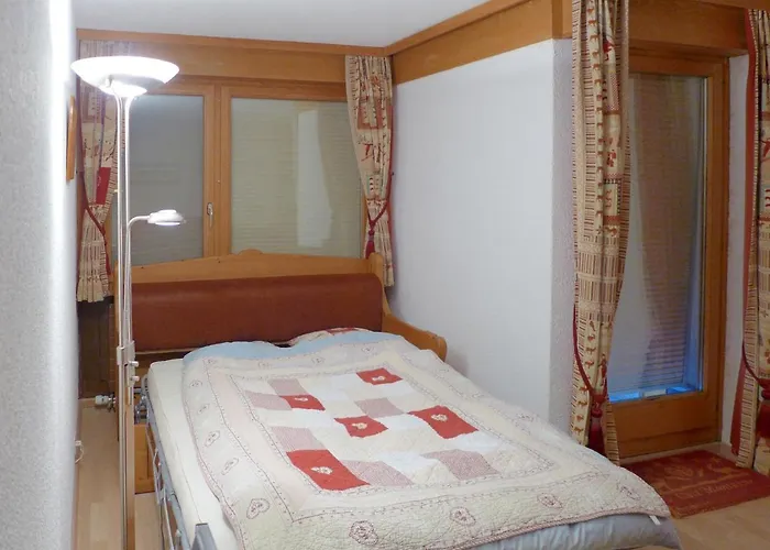 Terrasse Des Alpes.32 *